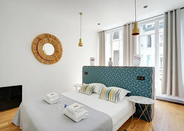 Luxurious - 2br-8p -champs Elysees パリ